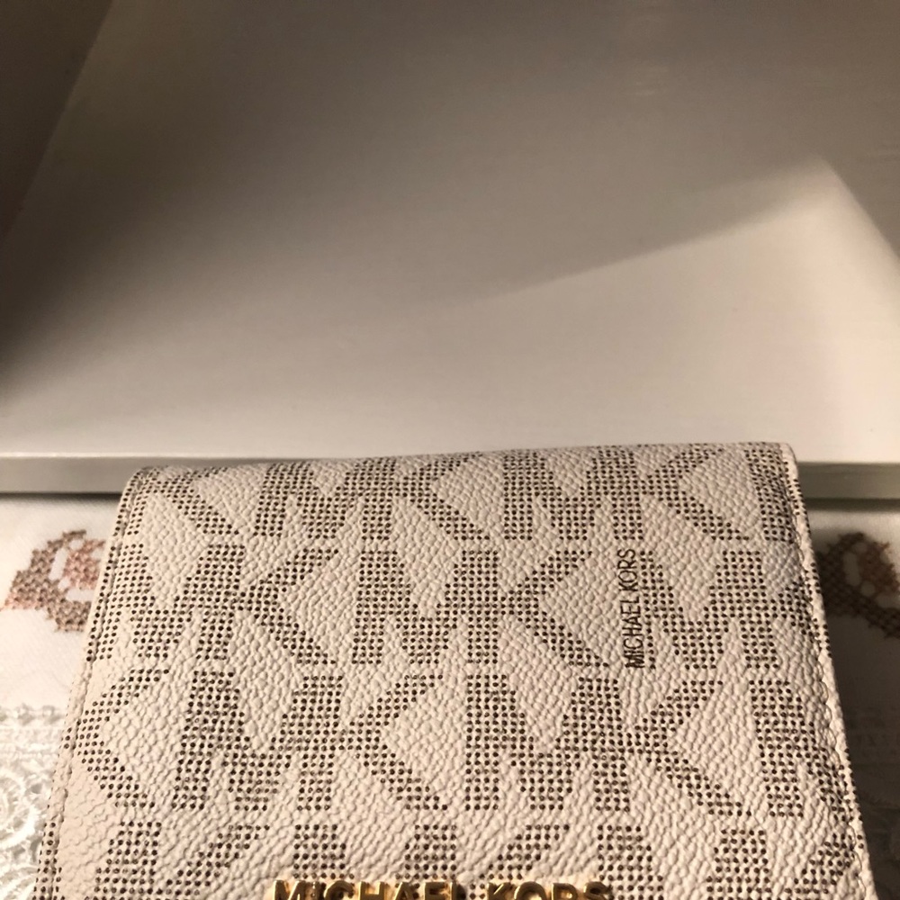 Michael Kors wallet